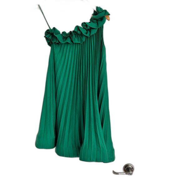 BCBGMaxAzria Evergreen CECE One Shoulder Dress Size XXS New - Picture 2 of 8